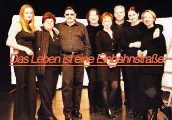 Ensemblefoto U-Mäuse "Das Leben ist eine Einbahnstrasse" Ensemblefoto U-Mäuse "Das Leben ist eine Einbahnstrasse"